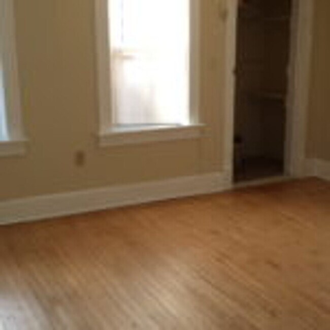 3071 N Bremen St in Milwaukee, WI - Building Photo - Building Photo