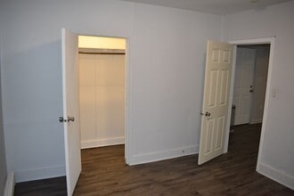 1213 W Pine St in Rawlins, WY - Building Photo - Building Photo