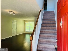 72 Canterbury Dr in Grantville, GA - Building Photo - Building Photo