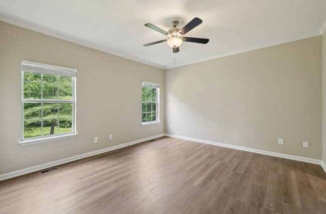 property at 2300 Devonshire Dr
