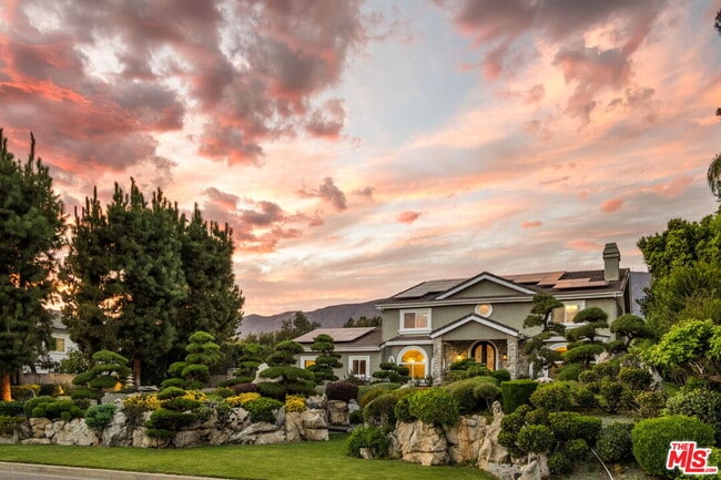 1047 E Pomello Dr in Claremont, CA - Building Photo - Building Photo