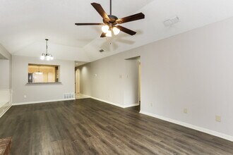 1505 Gainsborough Way in Fort Worth, TX - Building Photo - Building Photo