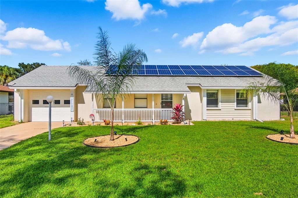8 Blakeport Ln in Palm Coast, FL - Building Photo