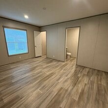 2319 Greensburg Rd in Campbellsville, KY - Building Photo - Building Photo