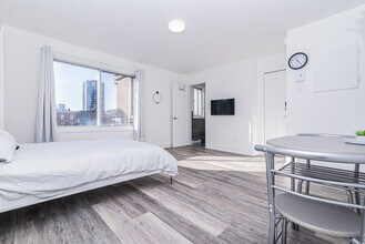 1424 Rue Saint-Timothée in Montréal, QC - Building Photo - Building Photo