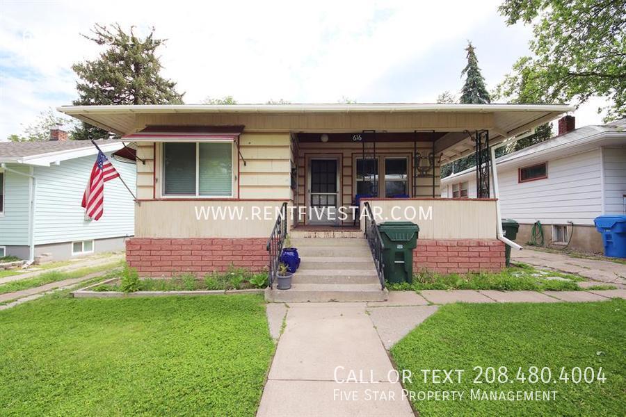 616 S 10th Ave in Pocatello, ID - Building Photo