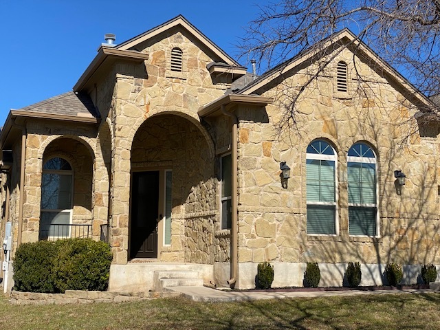 2321 Molly Ln in Leander, TX - Building Photo