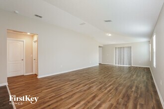 10056 Sitting Fox Ct in Jacksonville, FL - Building Photo - Building Photo
