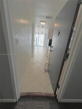 3301 NE 5th Ave in Miami, FL - Building Photo - Building Photo