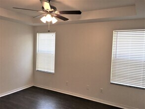 8535 Quarter Horse Dr in Riverview, FL - Building Photo - Building Photo