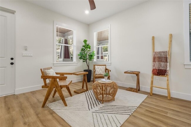 1515 E Knollwood St in Tampa, FL - Building Photo - Building Photo