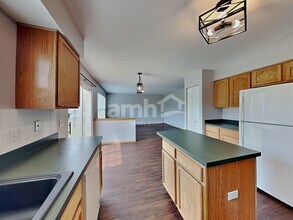 11725 Cape Cod Ln in Huntley, IL - Building Photo - Building Photo