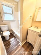 907 Vermont Ave in White Oak, PA - Building Photo - Building Photo