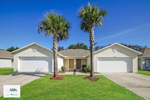 9077 Aegean Cir in Lehigh Acres, FL - Building Photo