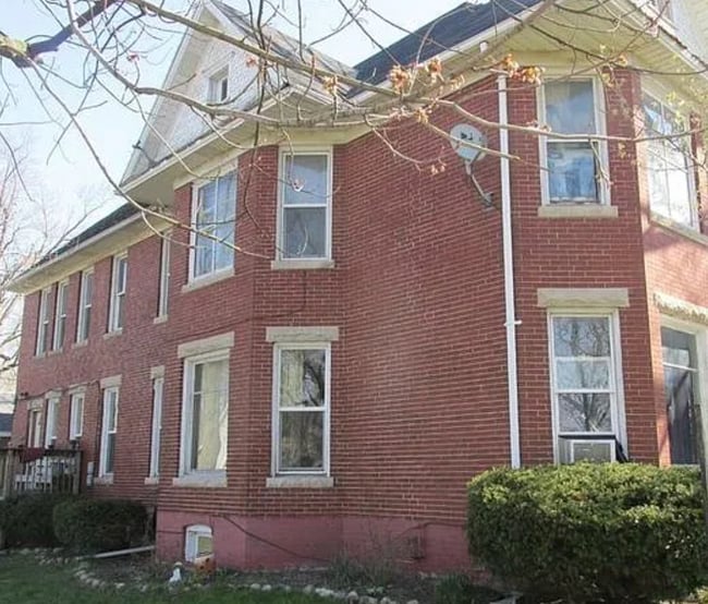 202 E Barker Ave in Michigan City, IN - Building Photo - Building Photo