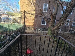 5253 Spruce St in Philadelphia, PA - Building Photo - Building Photo