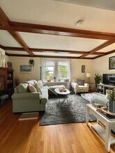 43 Nottinghill Rd, Unit 1 in Boston, MA - Building Photo - Building Photo