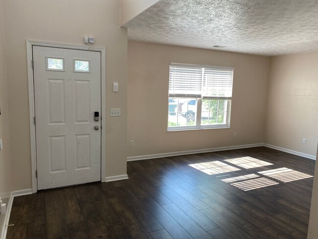4221 Dobbin Cir in Dayton, OH - Building Photo - Building Photo