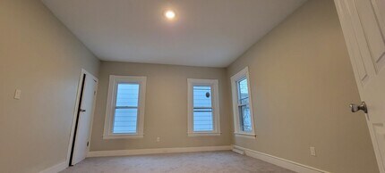 454 Riverside Ave-Unit -Apt A in Elmira, NY - Building Photo - Building Photo