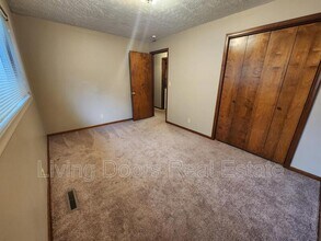 4933 Ginny Ave in Lincoln, NE - Building Photo - Building Photo