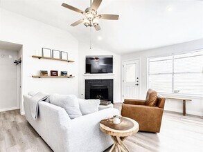 14205 Vandever St in Austin, TX - Building Photo - Building Photo