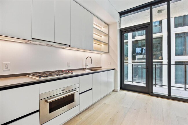 property at 610 Davis St