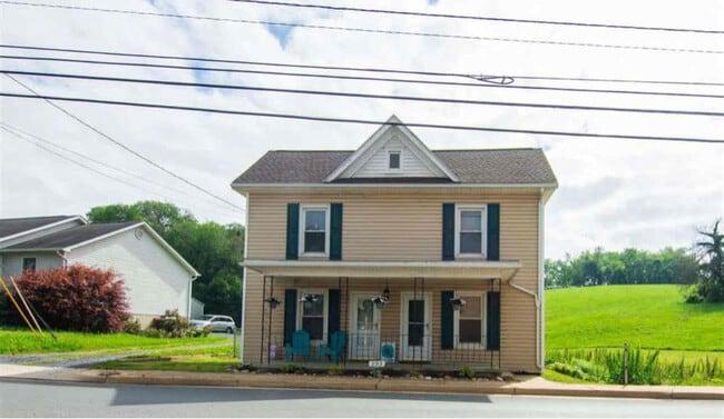 property at 233 N Main St