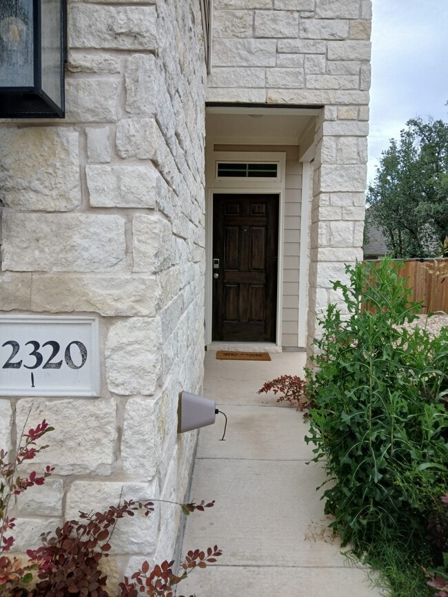 2320 Calvert Dr in Leander, TX - Building Photo - Building Photo