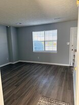 24 Duiguid Dr in Lynchburg, VA - Building Photo