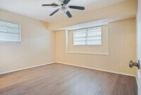 1605 Chamblee Dr photo'