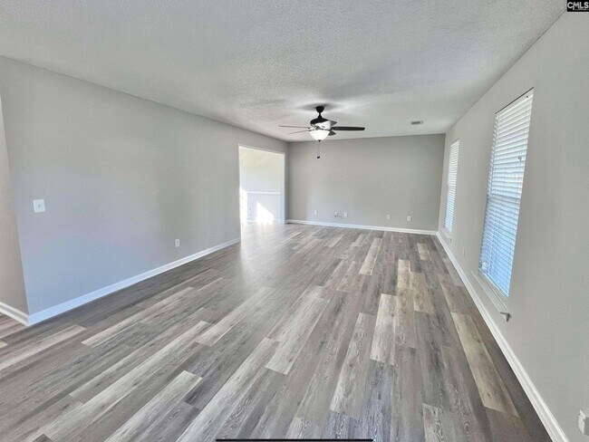 301 Legend Oaks Dr in Columbia, SC - Building Photo - Building Photo
