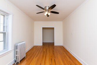 2480 N Lincoln Ave, Unit 3 in Chicago, IL - Building Photo - Building Photo