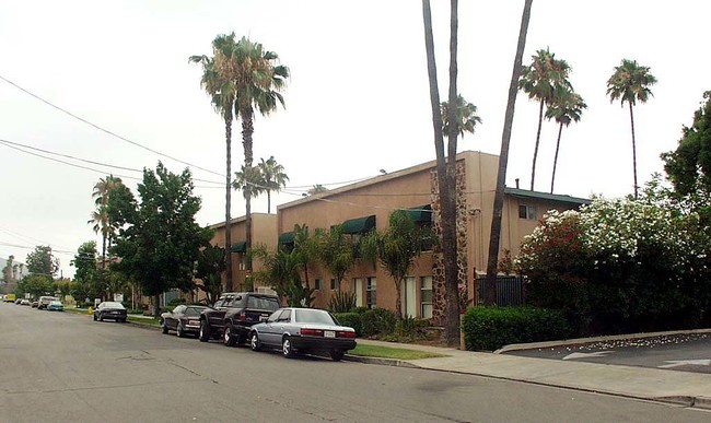 San Mateo Apartments in El Cajon, CA - Building Photo - Building Photo