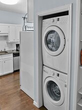 2414 Longview St in Austin, TX - Foto de edificio - Building Photo