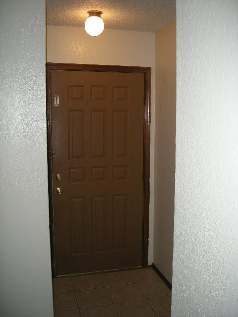 716 Swan Lake Rd in Edmond, OK - Foto de edificio - Building Photo