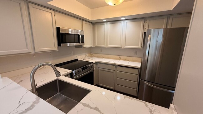 property at 12904 126th Ct NE