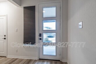 9522 Reinhartz Wy in San Antonio, TX - Building Photo - Building Photo