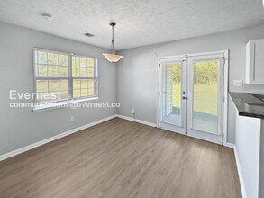 218 Dove Pl in Social Circle, GA - Building Photo - Building Photo