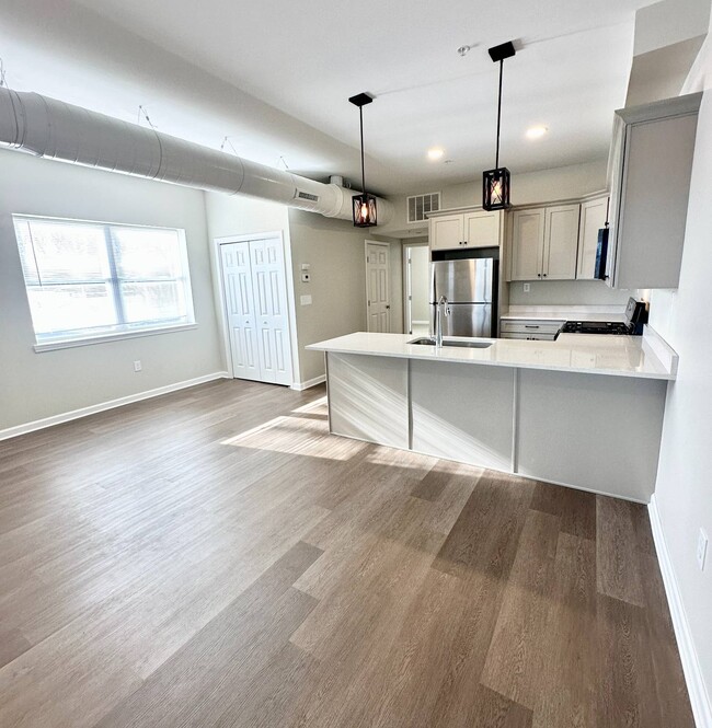 1 Exchange St in Albany, NY - Building Photo - Building Photo