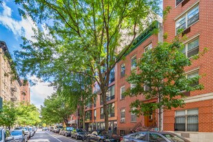 The Robyn in New York, NY - Building Photo