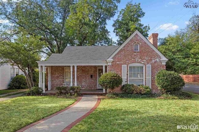 property at 1823 Victory Ave