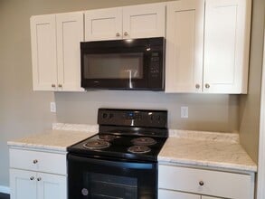 231 Cane Creek Ln in Jackson, MO - Building Photo - Building Photo