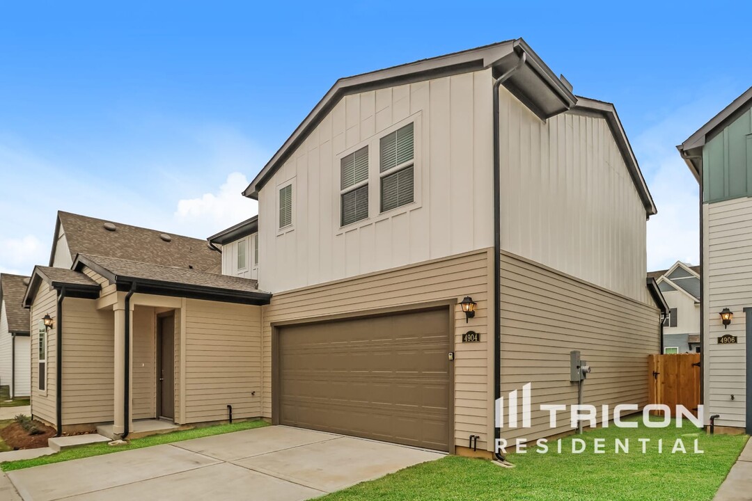 4904 San Fabiano Ct in Katy, TX - Foto de edificio
