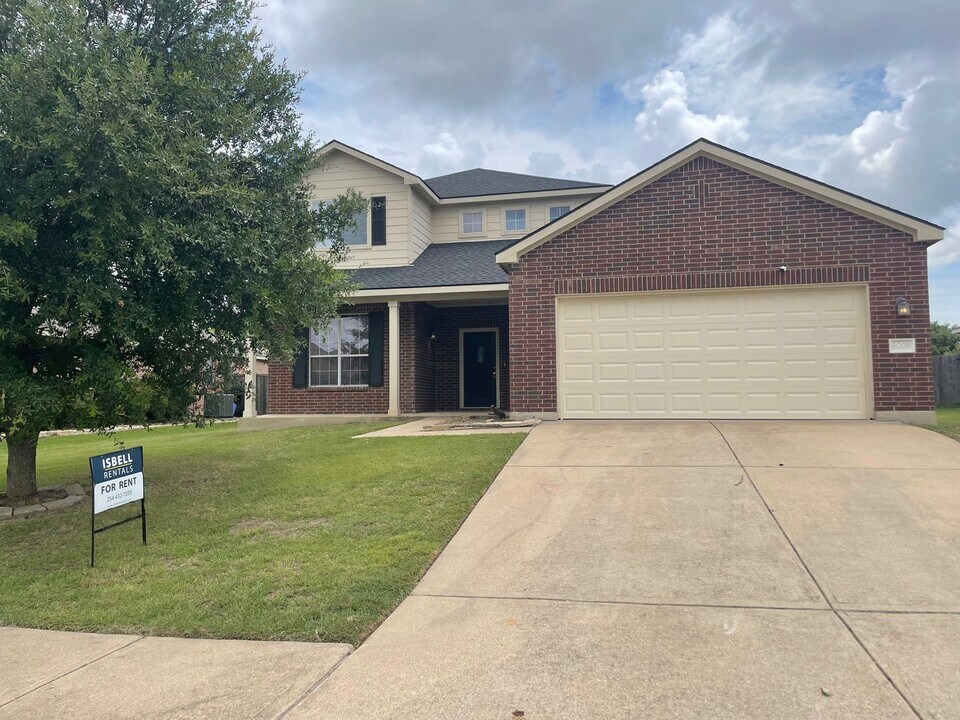 6008 Bridgewood Dr in Killeen, TX - Building Photo