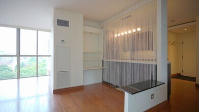 95-895 Lombard St in Toronto, ON - Building Photo - Building Photo