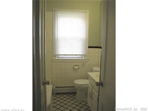 44 Avery Ln in Waterford, CT - Building Photo - Building Photo