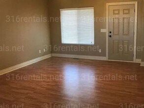 8462 Granite Ct in Wichita, KS - Building Photo - Building Photo