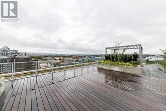 180-180 E 2nd Ave in Vancouver, BC - Building Photo - Building Photo