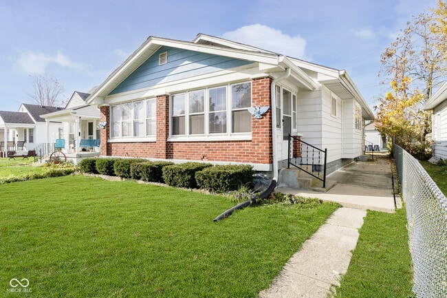 54 S 5th Ave in Beech Grove, IN - Building Photo - Building Photo