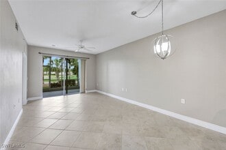 3990 Loblolly Bay Dr in Naples, FL - Building Photo - Building Photo